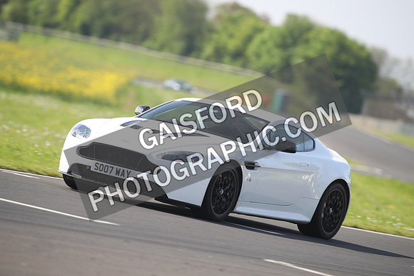 Aston Martin 0682