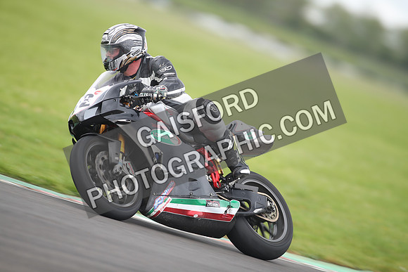BIKES 1098