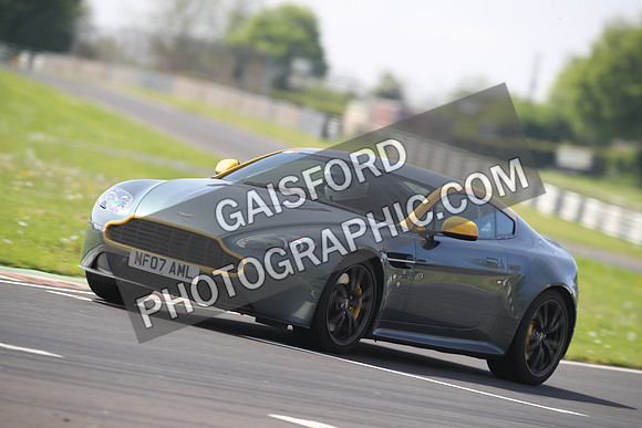 Aston Martin 0860