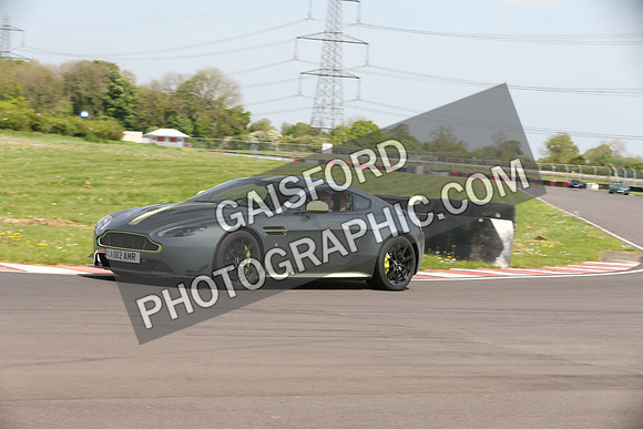 Aston Martin 0351