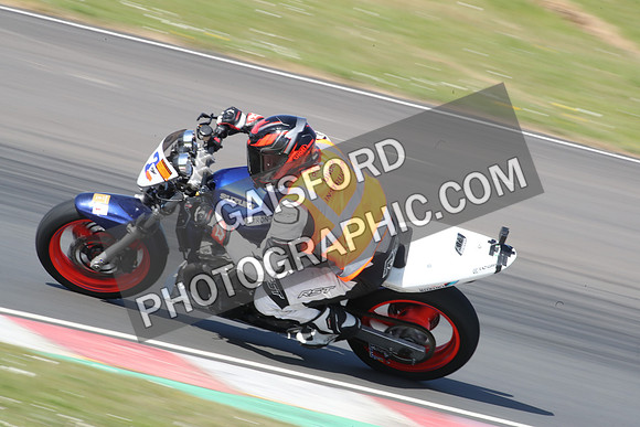 BIKES 1016