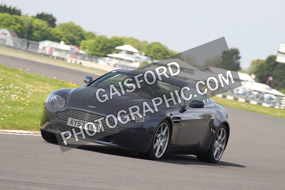 Aston Martin 0984