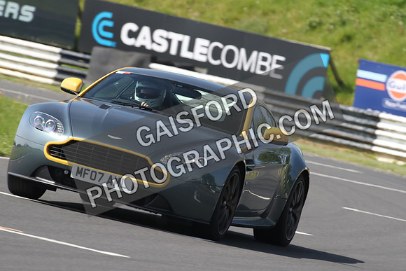 Aston Martin 0581