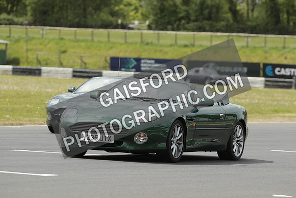 ASTON 1048