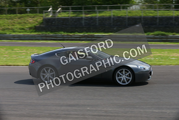Aston Martin 0255