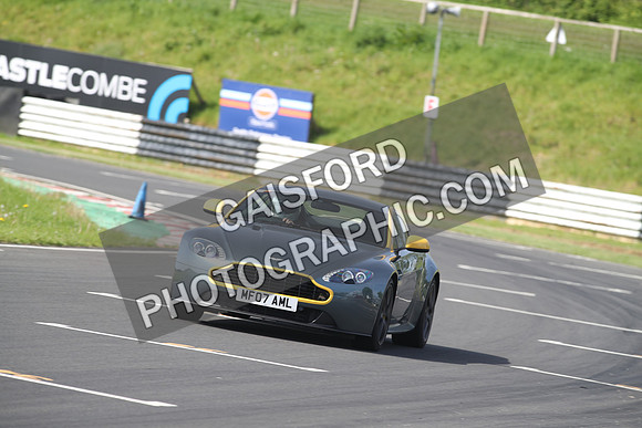 Aston Martin 0770