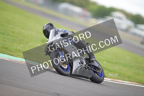 BIKES 1090