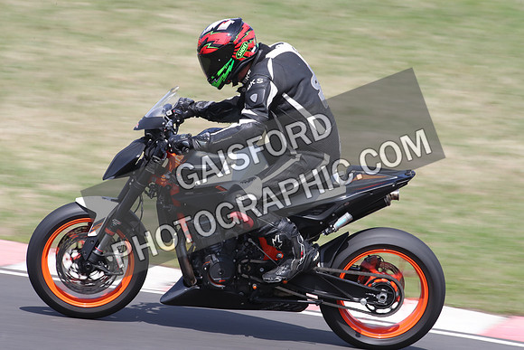 BIKES 1050