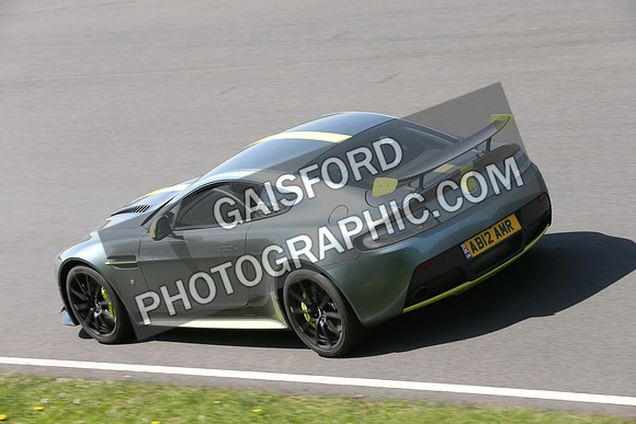 Aston Martin 0504