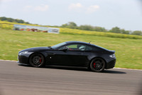 Aston Martin 0130
