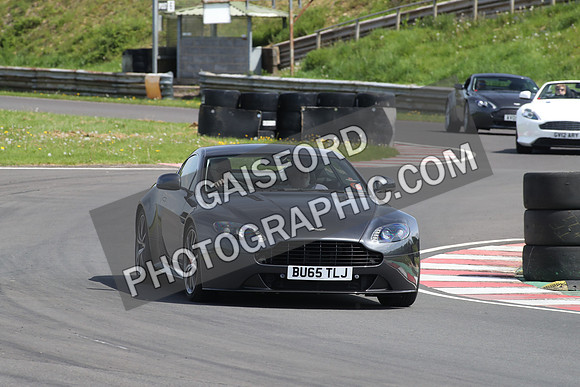 Aston Martin 1033