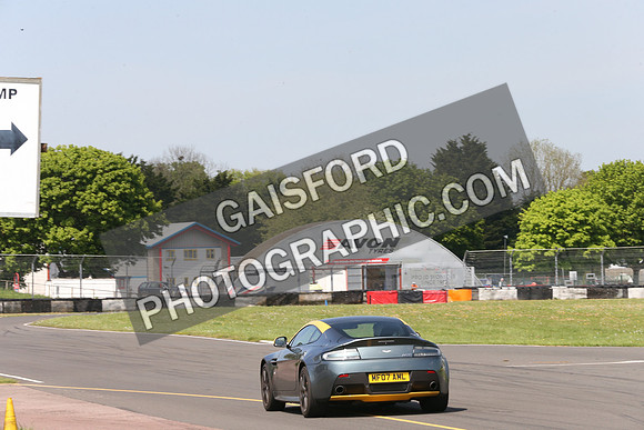 Aston Martin 1271
