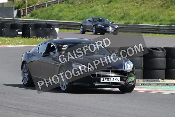Aston Martin 1043