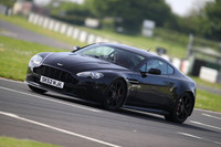 Aston Martin 0826