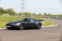 Aston Martin 0382