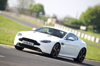 Aston Martin 0676