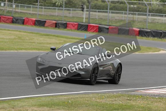 ASTON 0915