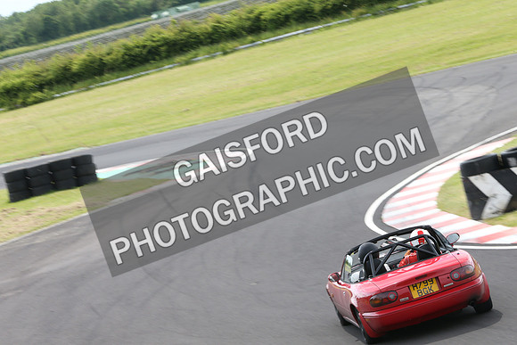 MGs on track 0911