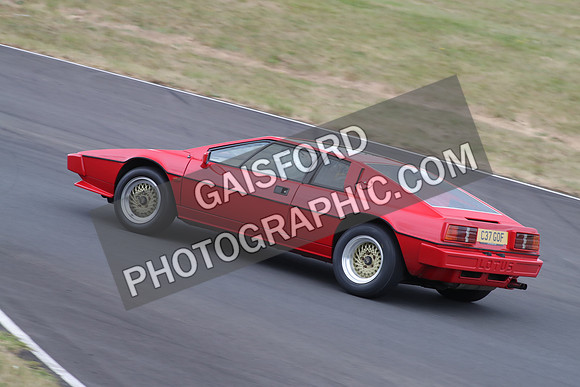 LOTUS 1748