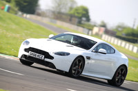 Aston Martin 0695